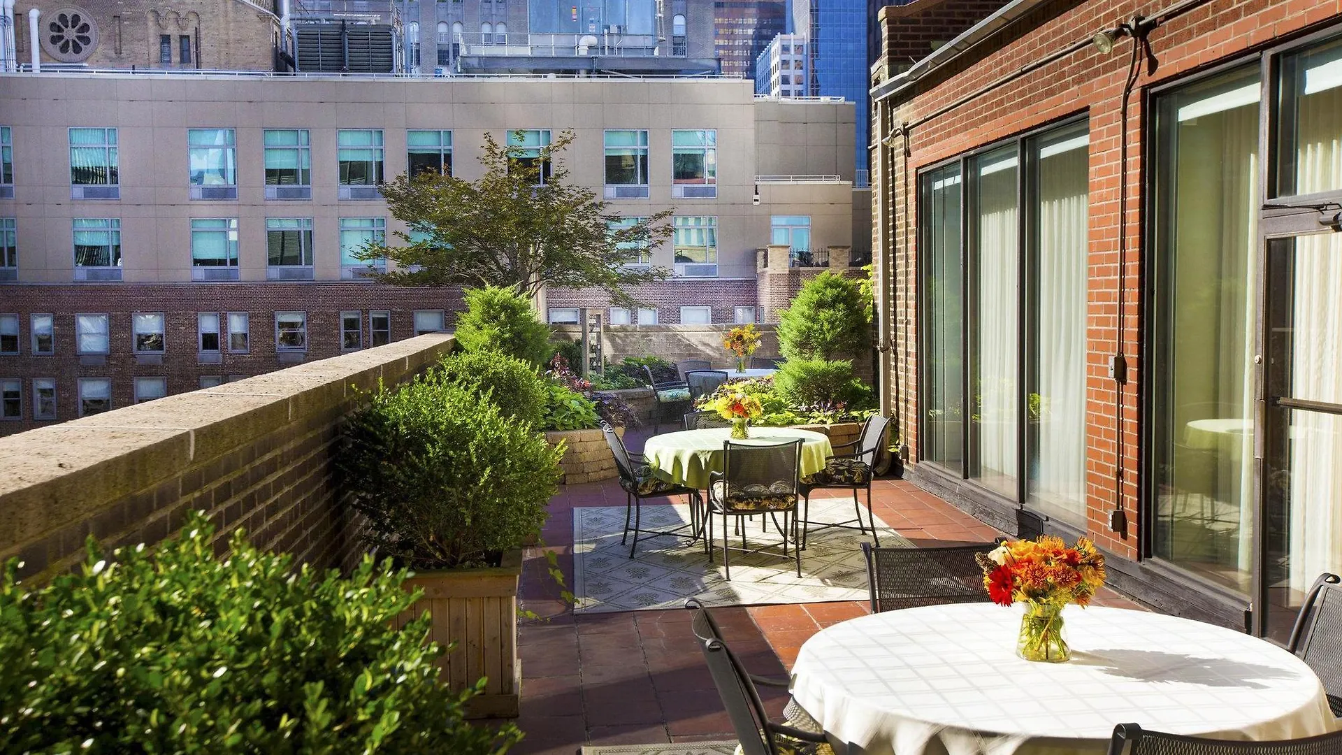 San Carlos Hotel New York 4*,